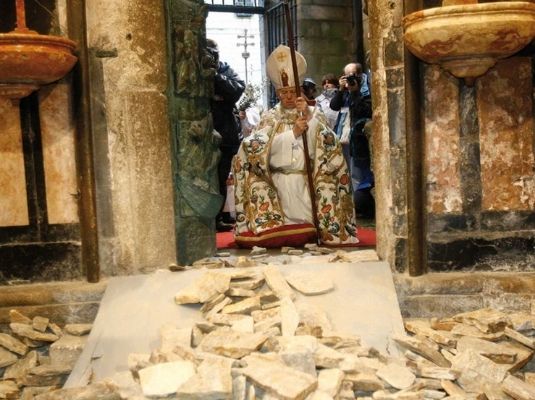 Apertura de la Puerta Santa en el Año Santo Compostelano