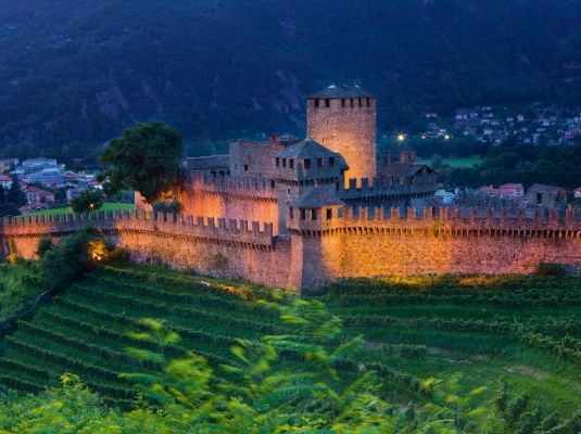 Los Castillos de Bellinzona Patrimonio de la Humanidad de Suiza