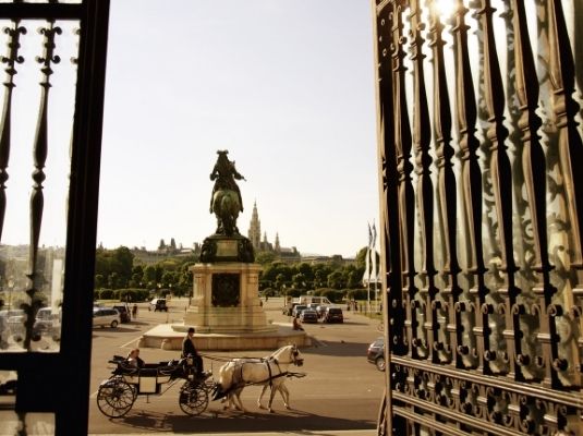 Plaza de los Héroes de Viena