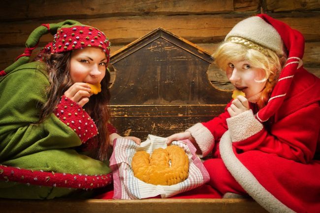 elfs menjant galetes