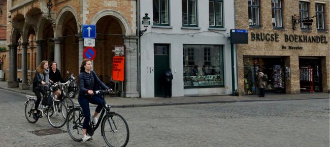 Brujas en bici